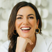 Amy Porterfield headshot