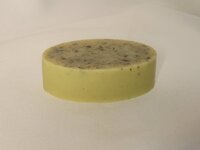 Circular image of the Everything soap handmade by Berry and Balm in Tacoma, Washington