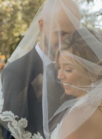 Love-In-Kansas-Wedding-Photographer (11)