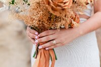 nude and brown bridal bouquet