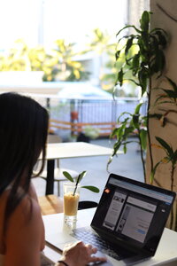 brand and website designer for female creatives and entrepreneurs