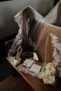 close up of bride holding her bouquet