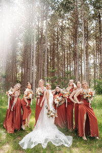 joyful wedding party in Brainerd MN