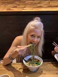 Kale noodle veggie ramen Nutrition Atlanta Jennifer Hnat