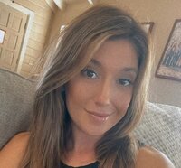 zoe schroeder nutrition client testimonial headshot