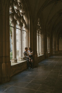 couple-engagement-photoshoot-castle-utrecht-photographer-amsterdam-inhosuecapture