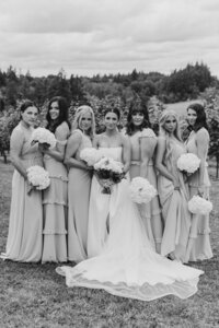 oswego-hills-vineyard-weddings-howie-photography-51