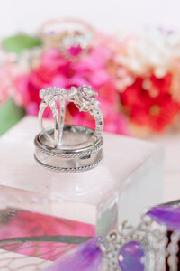 Unique and romantic summer wedding at Gramercy Mansion in Baltimore Maryland