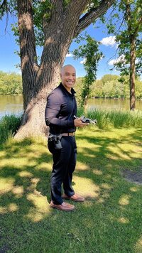 minnesota wedding videographer ariel reyes