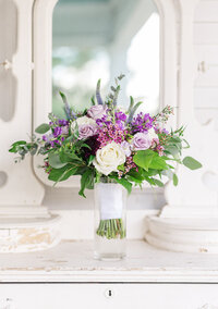 Lancaster Photography of a flower arrangement at a wedding in Pennsylvania