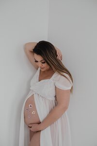 Maternity studio photos in albuquerque new mexico.