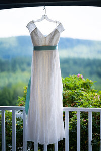 berkshire-wedding-massachusetts-warfield-house-inn-dress