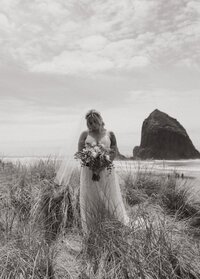 Woodsy bridal wedding party