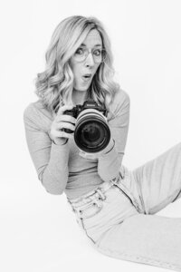 black and white portrait photography e-course
