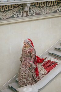 Chicago wedding pictures at Wrigley Building