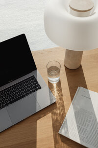 custom brand + web design for beauty, wellness, + wedding businesses led by women.