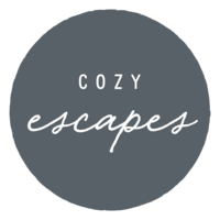 CozyEscapes-Web-Logo_16-MainCircle-Navy-Large (1)
