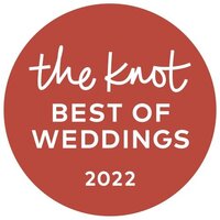 The Knot "Best of weddings 2022" award given to Nebraska wedding photographer, Anna Brace.
