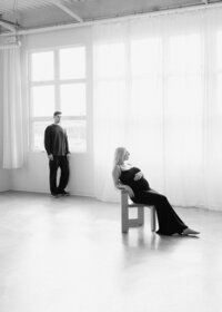 EMILY VANDEHEY PHOTOGRAPHY -- Oregon Maternity Photographer -- Daylight Creative Space -- Hayley + Xander-43