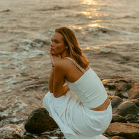 editorial shot of model in hawaii 