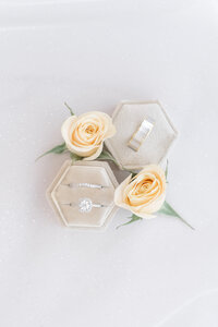 Ring box