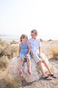 family photographer on antelope island 