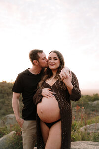 Expecting mother during golden hour maternity session in Perth

