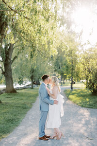 KelseeRislerPhotographyTheLakeHouseinCanandaiguaNY-WilliamandEmilyEngagement-70