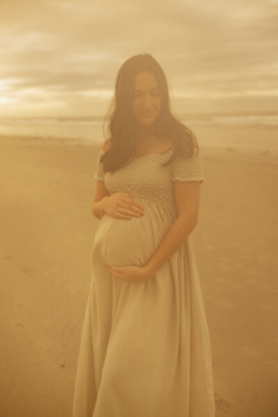 maternity-beach-session-004