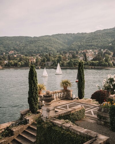 mikita-yo-Kz-r1ApMBgU-unsplash