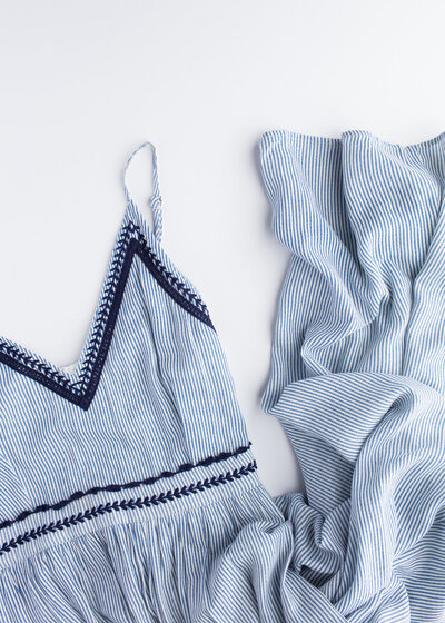 Classic-Blue_Social-Squares_Styled-Stock_01043