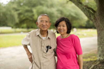 portrait-family-asian-older-man