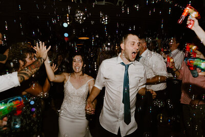 weddinggrandexit