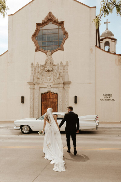 dodge-city-kansas-sacred-heart-cathedral-intimate-wedding-12