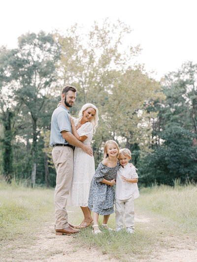 shea-gibson-mississippi-marriage-motherhood-photographer-duke-&-hope-family-10