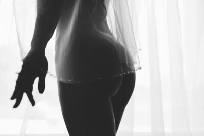 webblk&white-2