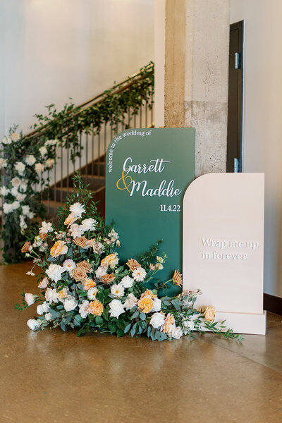 Sleeth-Hickory-Street-Annex-Dallas-Wedding-Venue-GarrettMaddie-Ceremony-1