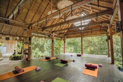 Yoga Shala Ubud Bali reteat venue