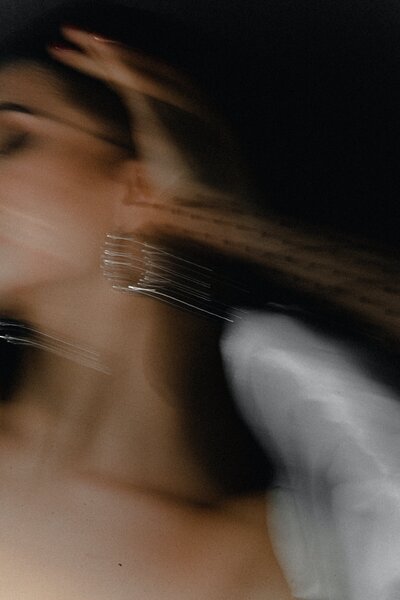 pexels-anna-ilina-11900638