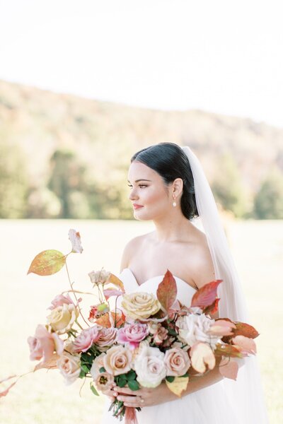Morgan_Riley_Wedding_Tennessee_Farmhouse_KNoxville_Abigail_Malone_Photography-134