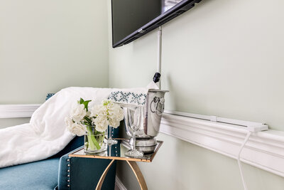 DEDICATED POSHCONCIERGE