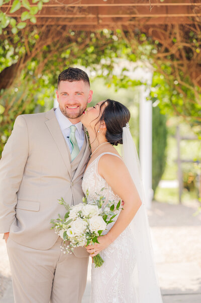 HopeLukeWeddingSneaks04