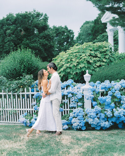 Elizabeth-Connor-Engagement-Portraits-Erin-Belles-Photography-2024-35