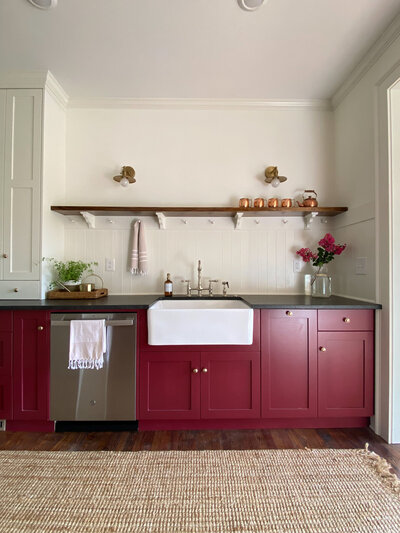 english.vibes.cottage.kitchen.heather.homes