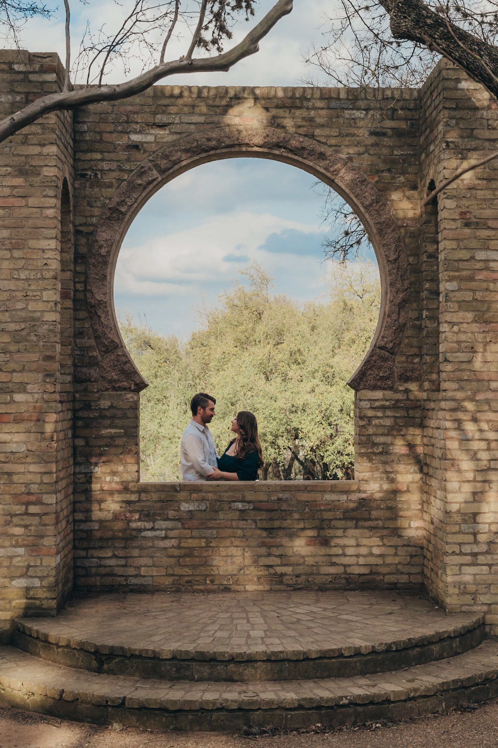 austin-texas-zilker-botanical-garden-engagement