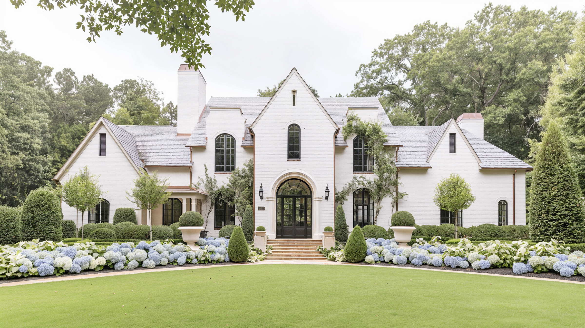 rosebud_08959_A_soft_daylight_photograph_of_a_grand_Southern_wh_9c3063de-b292-4877-abd9-be46483f28c9