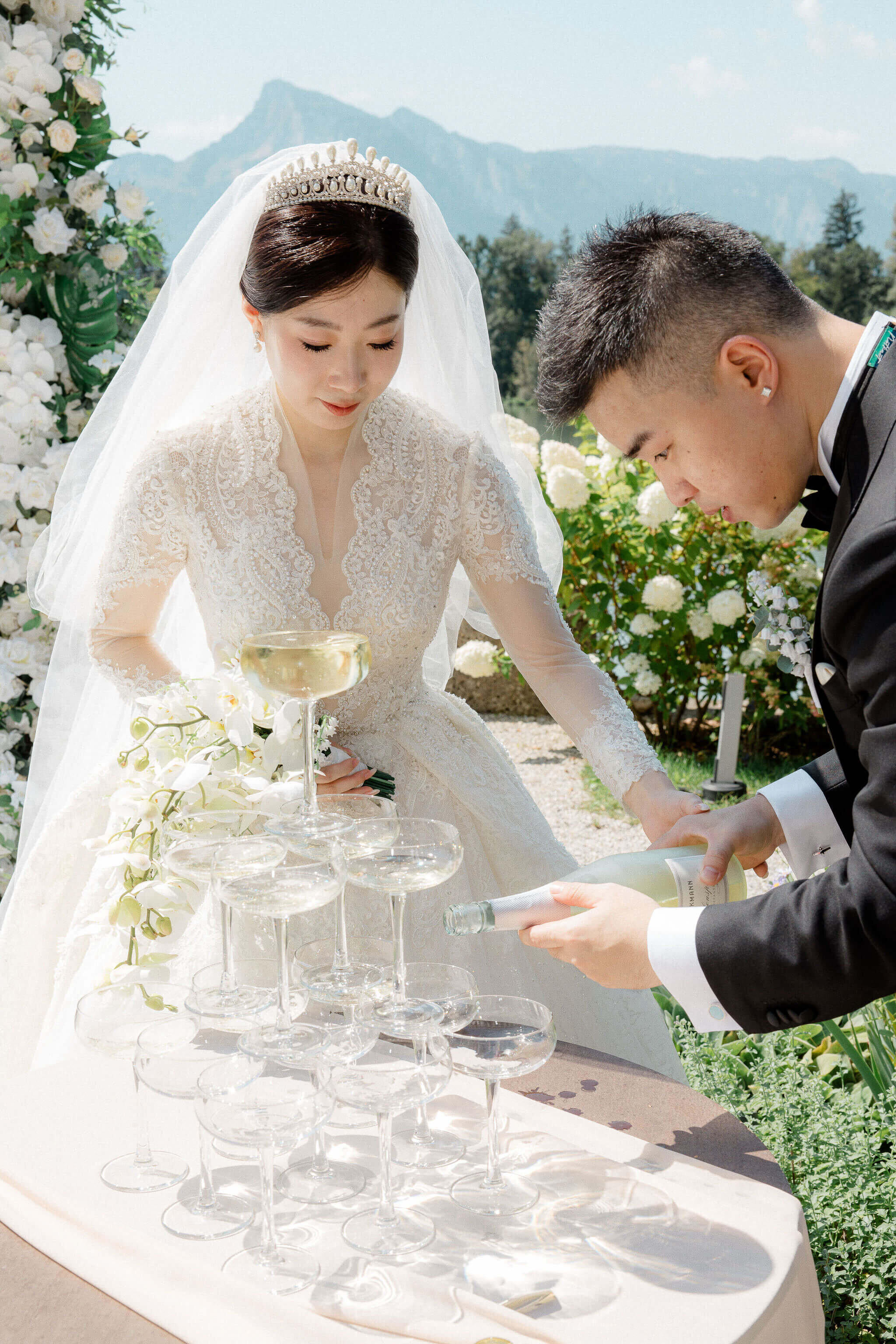 Wedding at Schloss Leopoldskron, Salzburg | Luxury Wedding Photography