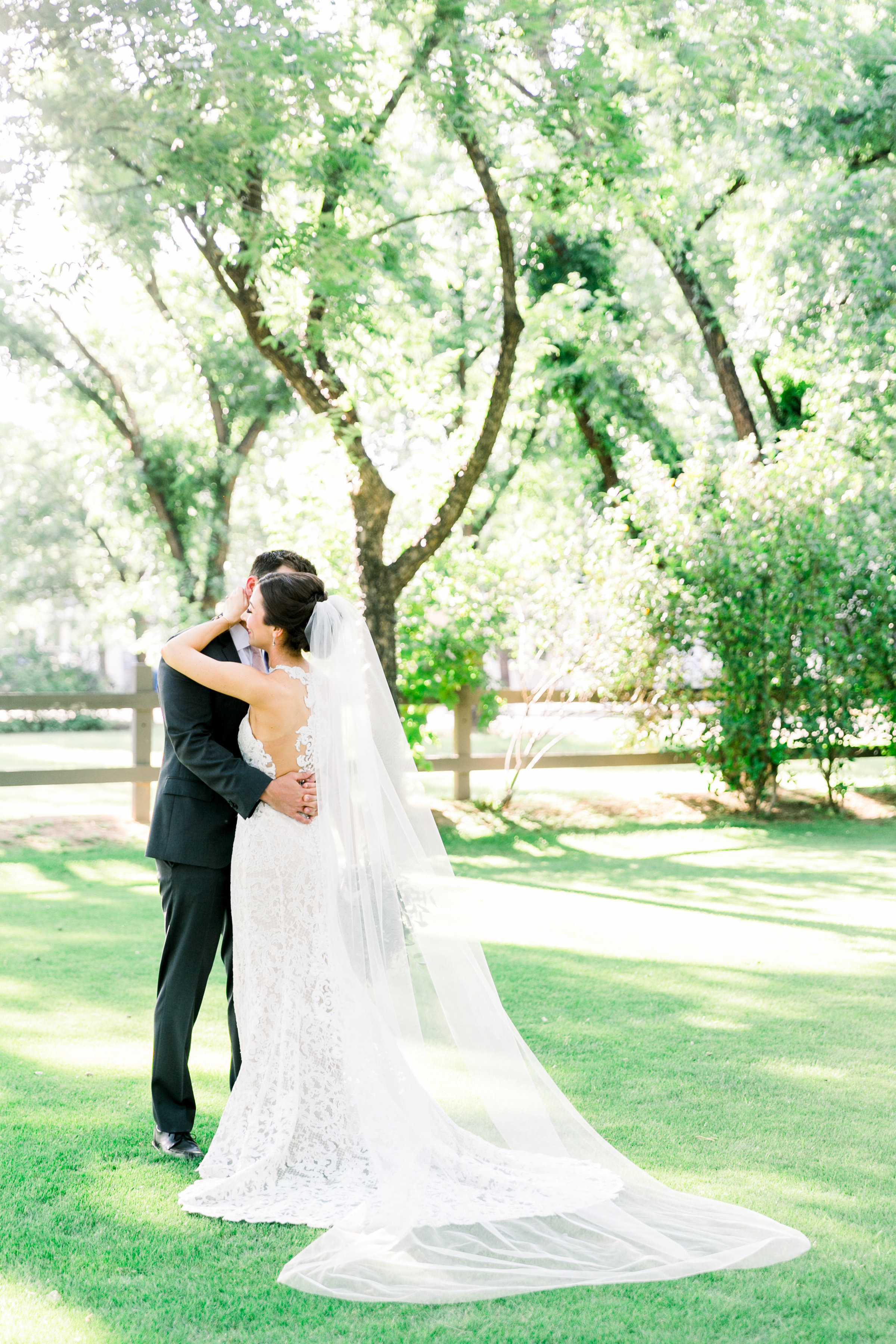 Karlie Colleen Photography - Venue At The Grove - Arizona Wedding - Maggie & Grant -60