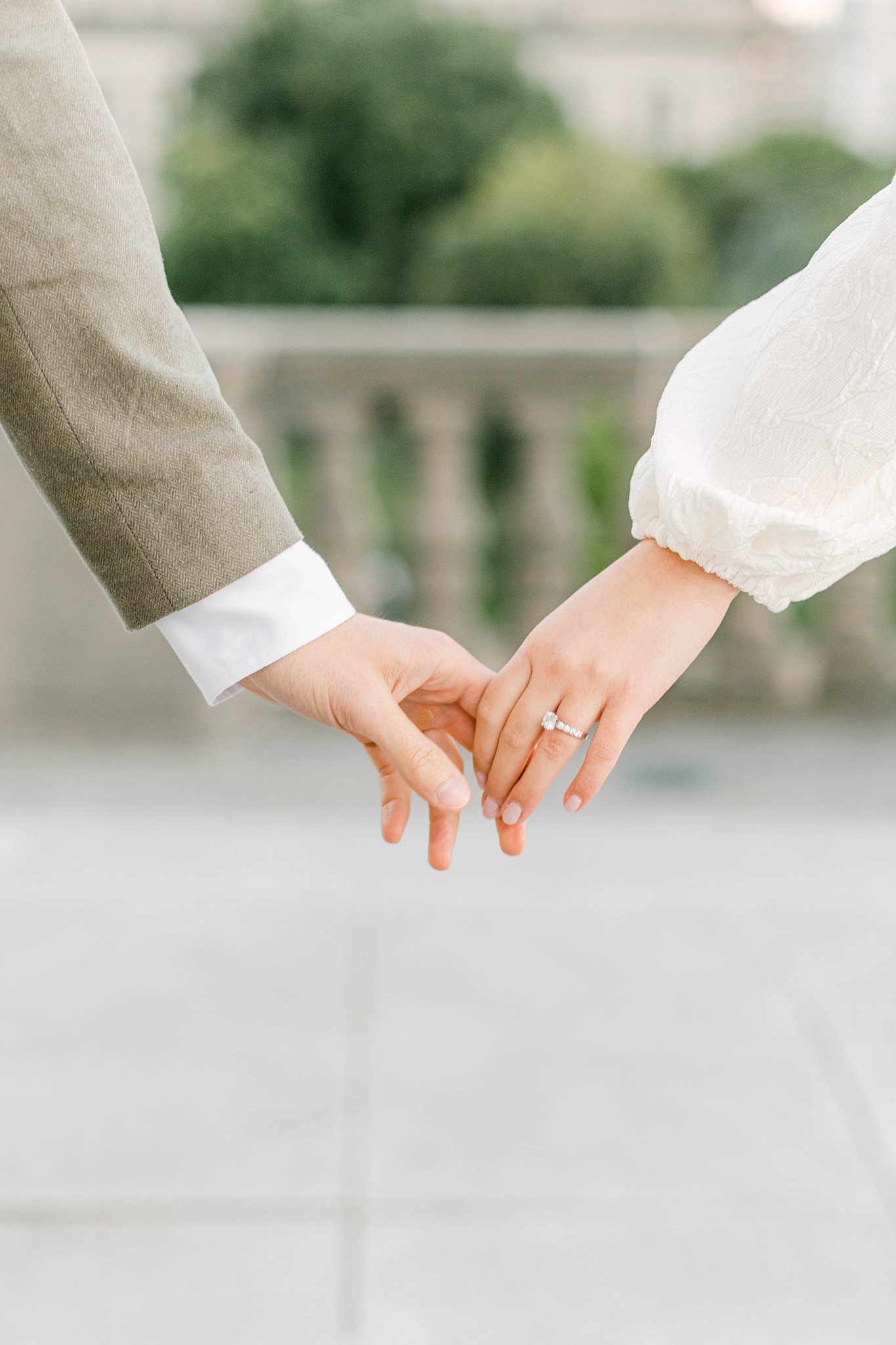 Downtown Indianapolis Engagement Photos Alison Mae Photography_7149