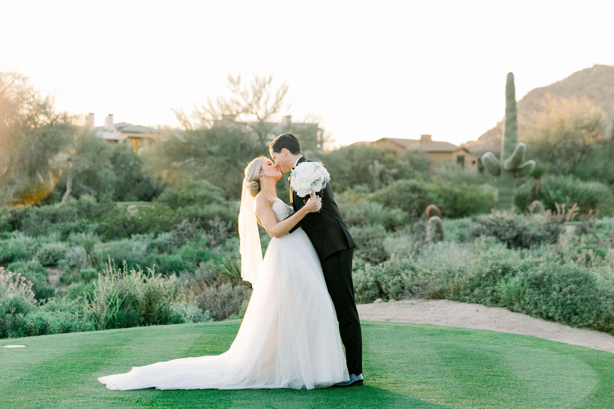 Karlie Colleen Photography - Arizona Wedding at The Troon Scottsdale Country Club - Paige & Shane -698